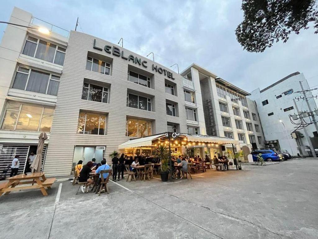 LeBlanc Hotel & Resort